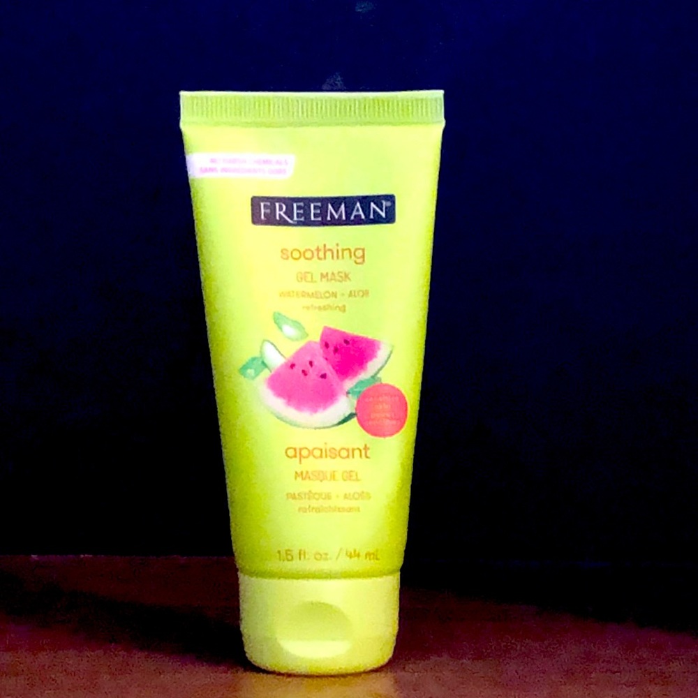 Soothing watermelon gel mask with ALOE refreshing cruelty free